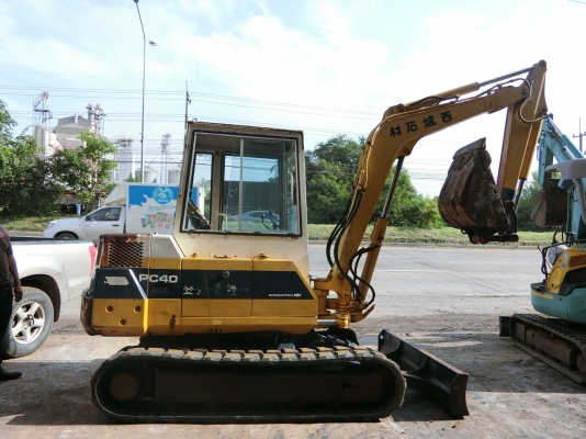 ราคา 380,000-. รถขุด KOMATSU PC40 รุ่น6 มีเก๋ง สภาพเก่านอก พร้อมเช็คระบบหม่ทั้งคัน เก่านอกนำเข้า มีเอกสารใบอินวอย ติดต่อเจ้าของโดยตรง: 096-5411713 หรือ 092-5768909 (เสี่ยบาส ราคา 380,000-. รถขุด KOMATSU PC40 รุ่น6 มีเก๋ง สภาพเก่านอก พร้อมเช็คระบบหม่ทั้งคัน เก่านอกนำเข้า มีเอกสารใบอินวอย ติดต่อเจ้าของโดยตรง: 096-5411713 หรือ 092-5768909 (เสี่ยบาส