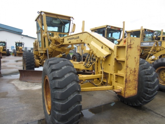 รถเกรด CATERPILAR 140G#72V094XX ปี1986,9417hr
