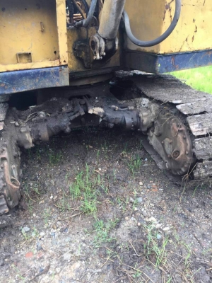 ขาย. 185,000  Komatsu. 60-1. 10 HT. เครื่องดี. ปั้มแรง. โซน่า เอว แนน. เอกสารซื้อขาย   รถอยู่ปทุมธานี Tel. 0967428942