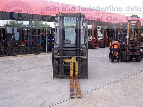 ขาย รถโฟล์คลิฟท์ KOMATSU รุ่น FD18T-18 (2)