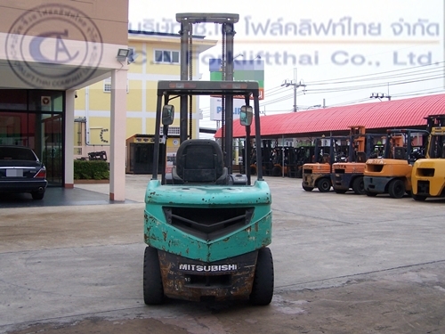 ขาย รถโฟล์คลิฟท์ MITSUBISHI รุ่น FD30T (GRENDIA)