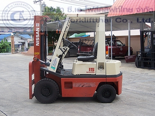 ขาย รถโฟล์คลิฟท์ NISSAN รุ่น NH01A15