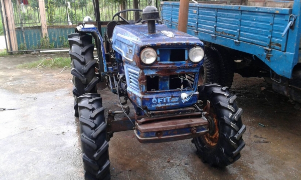 ขายรถไถฮีโนโมโต้ E250 แรง ม้า ขายรถไถฮีโนโมโต้ E250 แรง ม้า