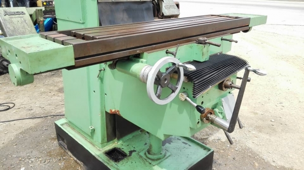 ** SOLD ** มิลลิ่งใต้หวัน Kao Fong M5 มีอก สภาพสวยเครื่องเดินเงียบทุกเกียร์พร้อมใช้ ** SOLD ** มิลลิ่งใต้หวัน Kao Fong M5 มีอก สภาพสวยเครื่องเดินเงียบทุกเกียร์พร้อมใช้