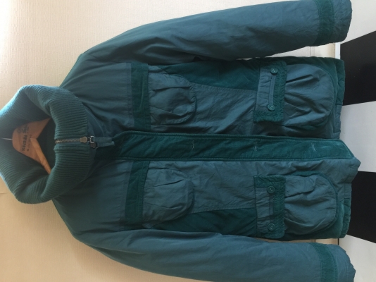 **ขายเสื้อขนเป็ดนิ่มๆใส่แล้วอุ่นสบาย (ติดลบได้) แบรนด์ Edwin** **ขายเสื้อขนเป็ดนิ่มๆใส่แล้วอุ่นสบาย (ติดลบได้) แบรนด์ Edwin**