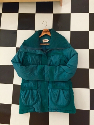 **ขายเสื้อขนเป็ดนิ่มๆใส่แล้วอุ่นสบาย (ติดลบได้) แบรนด์ Edwin** **ขายเสื้อขนเป็ดนิ่มๆใส่แล้วอุ่นสบาย (ติดลบได้) แบรนด์ Edwin**