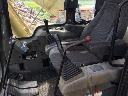 รถแบคโฮ KOMATSU Pc200-6Lc เก่านอก เอกสารสัญญาซื้อขาย ไฟฟ้าครบ รถแบคโฮ KOMATSU Pc200-6Lc เก่านอก เอกสารสัญญาซื้อขาย ไฟฟ้าครบ