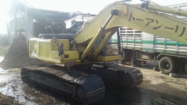 รถแบคโฮ KOMATSU Pc200-6Lc เก่านอก เอกสารสัญญาซื้อขาย ไฟฟ้าครบ รถแบคโฮ KOMATSU Pc200-6Lc เก่านอก เอกสารสัญญาซื้อขาย ไฟฟ้าครบ