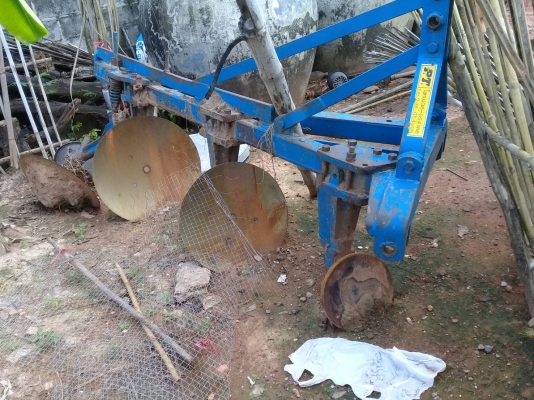 ขายผานสามโครงสี่พีทีลำนารายสภาพสวย