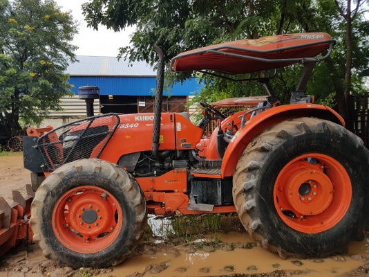 รถแทรกเตอร์มือสอง