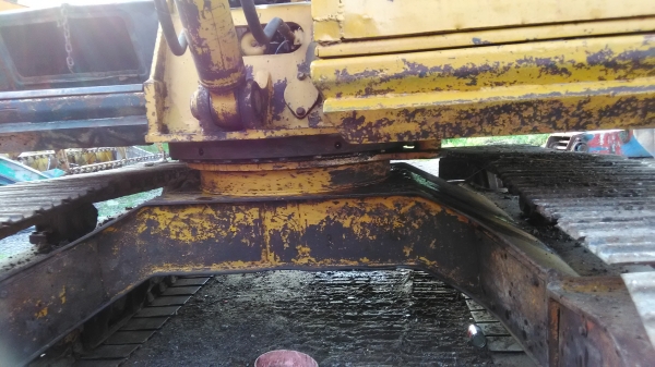 ขายครับ.....แบคโฮ pc 60 - 5 KOMATSU เครื่องแน่นปั้มแรงเร็ว ช่วงล่างดีโซ่หนาใหม่อยู่ลอเลอร์ดีล้อนำดีริมสป๊อกเก็ตเต็มเดินดี