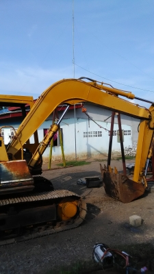 ขายครับ.....แบคโฮ pc 60 - 5 KOMATSU เครื่องแน่นปั้มแรงเร็ว ช่วงล่างดีโซ่หนาใหม่อยู่ลอเลอร์ดีล้อนำดีริมสป๊อกเก็ตเต็มเดินดี