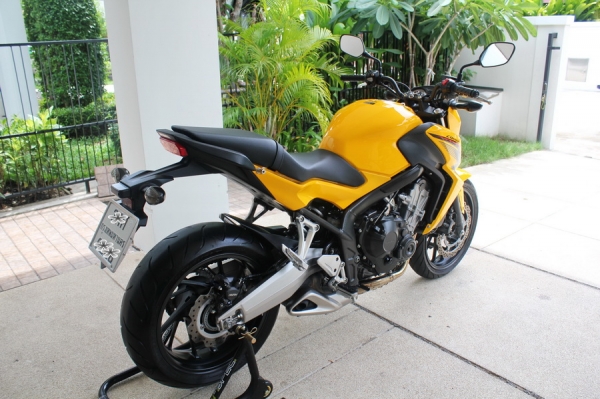 ((ดาวน์เพียง 3x,xxx))HONDA CB650F ปี2015(ABS) สภาพสวยมาก ((ดาวน์เพียง 3x,xxx))HONDA CB650F ปี2015(ABS) สภาพสวยมาก