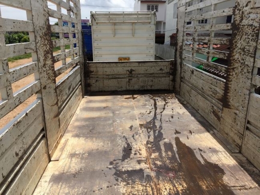 Hino เครื่อง 344 แรง ปลายปี 56 กระบะไม่ดัมพ์สามมิตรแม่ลูก เฟืองเร็ว น้ำหนักบรรทุก 32.5 ตัน