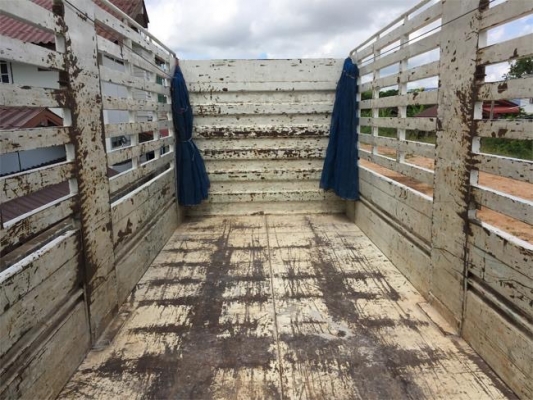 Hino เครื่อง 344 แรง ปลายปี 56 กระบะไม่ดัมพ์สามมิตรแม่ลูก เฟืองเร็ว น้ำหนักบรรทุก 32.5 ตัน