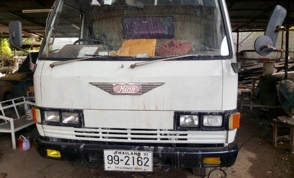 รถบรรทุก 6ล้อ Hino Km779ยาว5.50ม. เครื่อง140 แรง ใช้NGV พ.พาวเวอร์ เบรคจิฟฟี เครื่องแน่นๆสตาร์ท ติดง