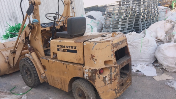 ขายรถตักขนาด1คิว KOMATSU SD10 เครื่องดีเชลสภาพพร้อมไช้
