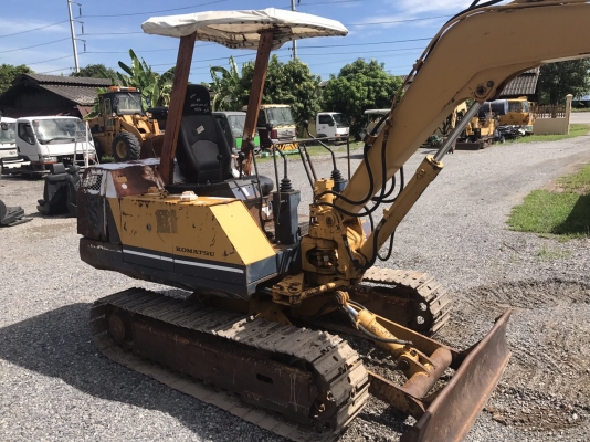 รถขุดเล็ก Komatsu PC20-5 เก่าญี่ปุ่นแท้ สนใจ 081-9485494