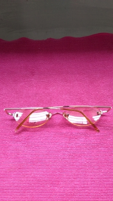 แว่น แว่น