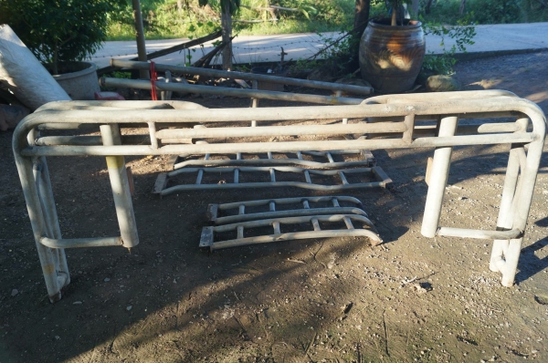 ขายอุปกรณ์คอกรถขนผัก