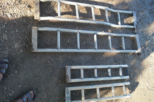 ขายอุปกรณ์คอกรถขนผัก