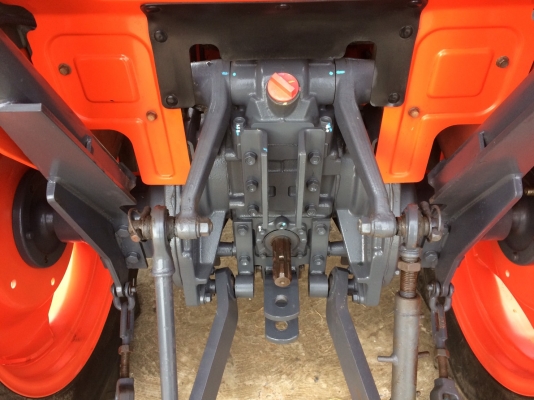 ขาย L3608DT รถปี 56 ใช้งาน 912ชั่วโมง เครื่องแน่น เกียร์แน่น สถาพพร้อมลุยงาน ราคา 298000 (ผานหน้า+ผานหลัง) สนใจสอบถาม 084-5486359,088-8831878 อ.สนม จ.สุรินทร์