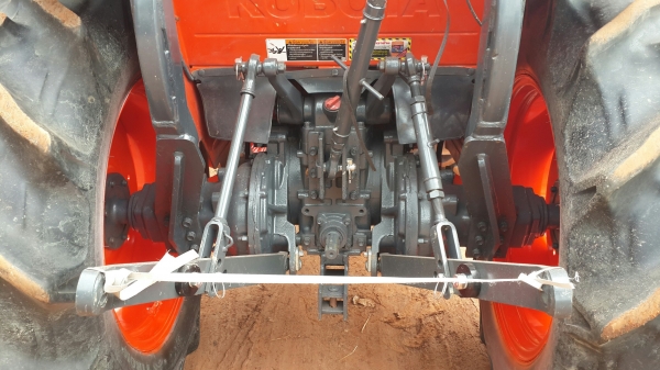 KUBOTA L4708SP +อุปกรณ์ใบมีดหน้า+ผาน 5 *ใหม่ KUBOTA L4708SP +อุปกรณ์ใบมีดหน้า+ผาน 5 *ใหม่