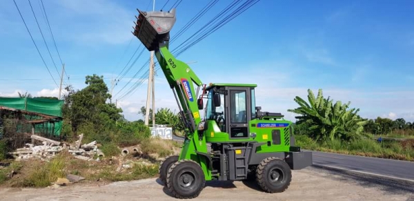 ขายด่วนรถตักSCHMELZER-920HLเอวอ่อนขับ4ล้อนำเข้าขนาดใหญ่ตัก1.5คิวยกสูง4เมตรรถใหม่แกะกล่อง100\%นำเข้าย