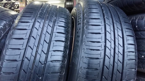 ขายล้อแม็กมือ2 te37 15"&times;7" ยางปี16 สนใจติดต่อร้าน ก.เจริญการยางครับ 081-3747940