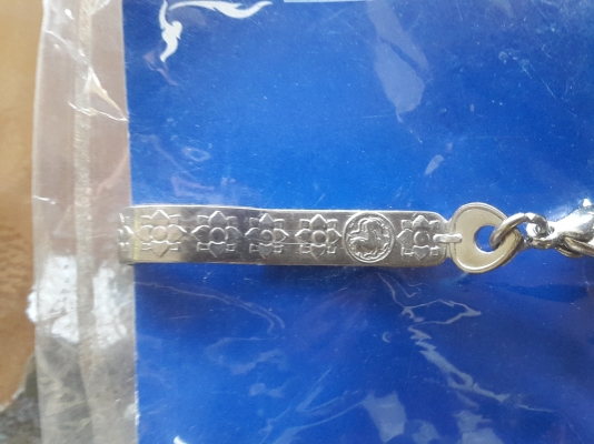 เหรียญในหลวง ร.9 พร้อมแหนบ ของกระทรวงมหาดไทย สวยๆๆ ใหม่ ปี 50 พร้อมซองเดิมๆๆ 1,500