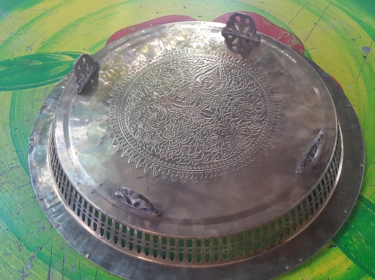 ถาดทองเหลือง ขนาด 16 " ลายเทพพนม  สวยๆๆ ใบละ 1,800