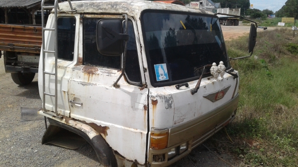 ขายหัวHino 4D อุปกรณ์ครบ ตามสภาพ