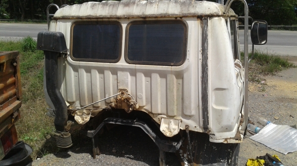 ขายหัวHino 4D อุปกรณ์ครบ ตามสภาพ