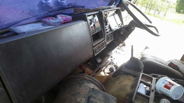 ขายหัวHino 4D อุปกรณ์ครบ ตามสภาพ