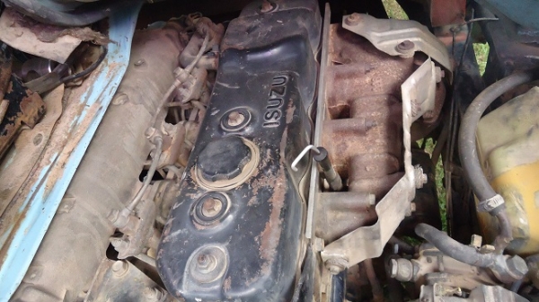 จองแล้วครับรถบ้าน รถห้างแท้ (รูปจริง) ISUZU NKR NEW ELF 110 แรง ขอบคุณน้องชายจากกาฬสินธุ์