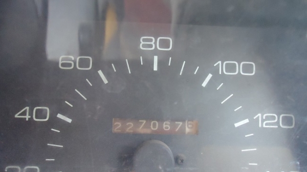 จองแล้วครับรถบ้าน รถห้างแท้ (รูปจริง) ISUZU NKR NEW ELF 110 แรง ขอบคุณน้องชายจากกาฬสินธุ์