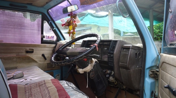 จองแล้วครับรถบ้าน รถห้างแท้ (รูปจริง) ISUZU NKR NEW ELF 110 แรง ขอบคุณน้องชายจากกาฬสินธุ์