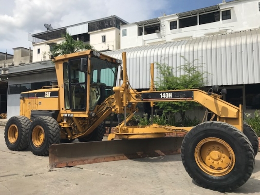 รถเกรด Cat140H-APM ปี2003 พร้อมสแกนริฟายใหม่ นำเข้าจากอเมริกา รถสวย สภาพดี ทำงานได้เลย