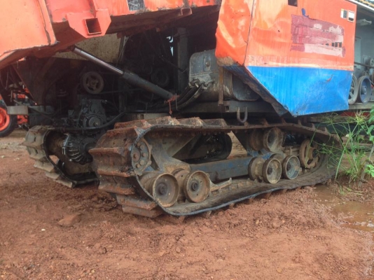 รถเกี่ยว KUBOTA DC-60 รถเกี่ยว KUBOTA DC-60