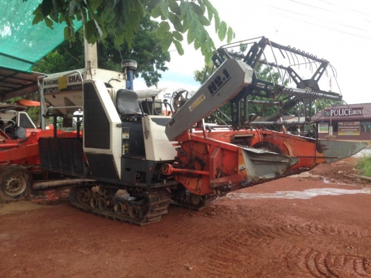 รถเกี่ยว KUBOTA DC-60 รถเกี่ยว KUBOTA DC-60