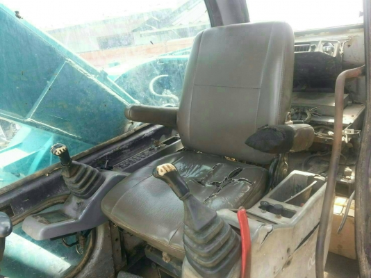 SK 200-5 ไฟฟ้าครบเอกซื้อขาย ราคา 680,000 รถภาคกลาง สนใจติดต่อ คุณ ตำนาน 087-2637446