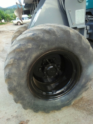 รถตัก MITSUBISHI  รุ่น  WS310  เก่านอก จากญี่ปุ่น   **มีเอกสารสภาพพร้อมใช้งาน ยังไม่เคยใช้งานในไทย   สนใจ 089-2619445  ขายราคา  460,000 บาท