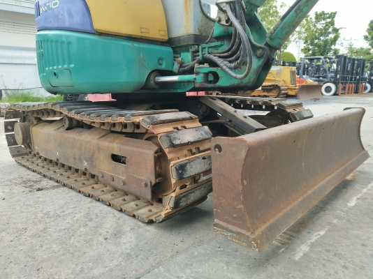 ขายรถขุด 3ตัน Komutsu PC30MR-1 หัวเก๋ง นำเข้าตรงจากญี่ปุ่น เดิมๆ ปี2000 3,800ชม. สวยๆ 092-929-9942 ธีรเทพ