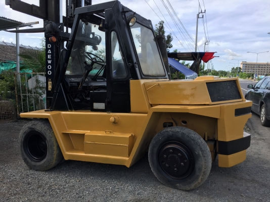 รถยกdeawoo-ld50 สภาพดีเก่าญี่ปุ่น มีใบอินวอยยก 5 ตัน ล้อหน้าคู่ รถยกdeawoo-ld50 สภาพดีเก่าญี่ปุ่น มีใบอินวอยยก 5 ตัน ล้อหน้าคู่