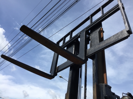 รถยกdeawoo-ld50 สภาพดีเก่าญี่ปุ่น มีใบอินวอยยก 5 ตัน ล้อหน้าคู่ รถยกdeawoo-ld50 สภาพดีเก่าญี่ปุ่น มีใบอินวอยยก 5 ตัน ล้อหน้าคู่