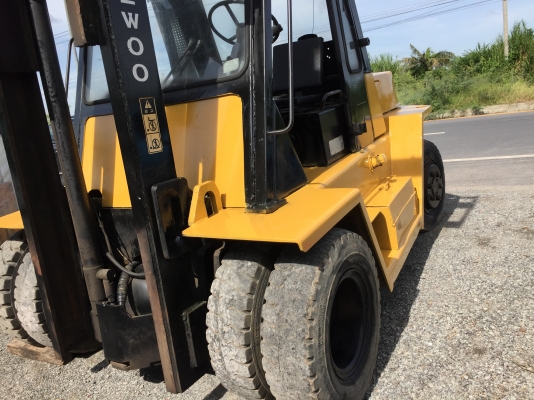 รถยกdeawoo-ld50 สภาพดีเก่าญี่ปุ่น มีใบอินวอยยก 5 ตัน ล้อหน้าคู่ รถยกdeawoo-ld50 สภาพดีเก่าญี่ปุ่น มีใบอินวอยยก 5 ตัน ล้อหน้าคู่