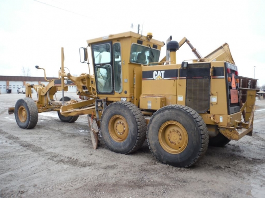 รถเกรด CAT : 140H #2ZK08XXX ปี2003 จากUSA พร้อมติดตั้ง New scarifier ครับ 0988585524 สามภพครับ รถเกรด CAT : 140H #2ZK08XXX ปี2003 จากUSA พร้อมติดตั้ง New scarifier ครับ 0988585524 สามภพครับ