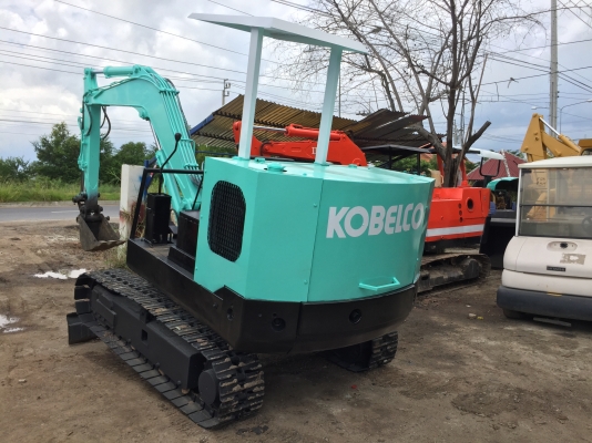 Kobelco sk032 สภาพดีเก่าญี่ปุ่น มีใบอินวอยพร้อมใช้ เครื่องสี่สูบแรงดี Kobelco sk032 สภาพดีเก่าญี่ปุ่น มีใบอินวอยพร้อมใช้ เครื่องสี่สูบแรงดี