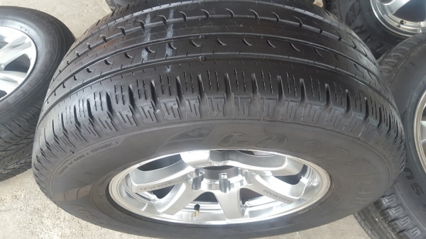 ล้อใหม่ LENSO VENETIANขอบ17พร้อมยางปี16 4 ล้อ