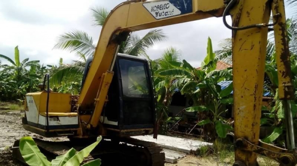 ขาย 495,000 ไฟฟ้าครบ เครื่องปั็มดี เอวแน่น อินวอยทร์ ช่วงล่างดี รอยู่ ปทุม 090-772-3710 090-772-3708